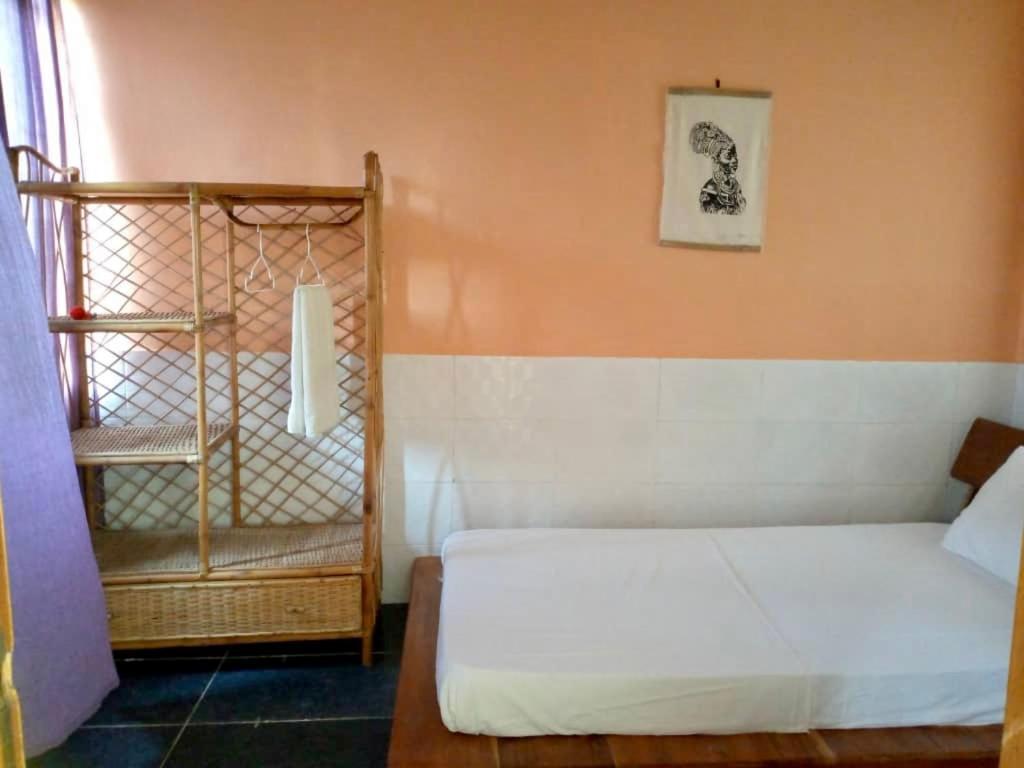 Serenity Haven Lodge Busua Eksteriør bilde