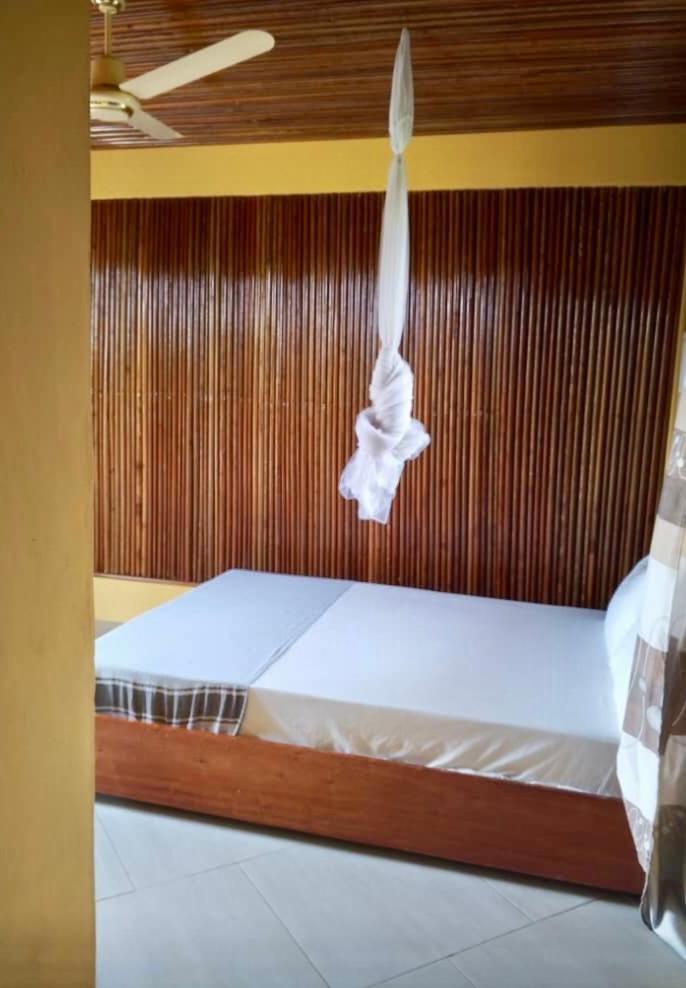 Serenity Haven Lodge Busua Eksteriør bilde